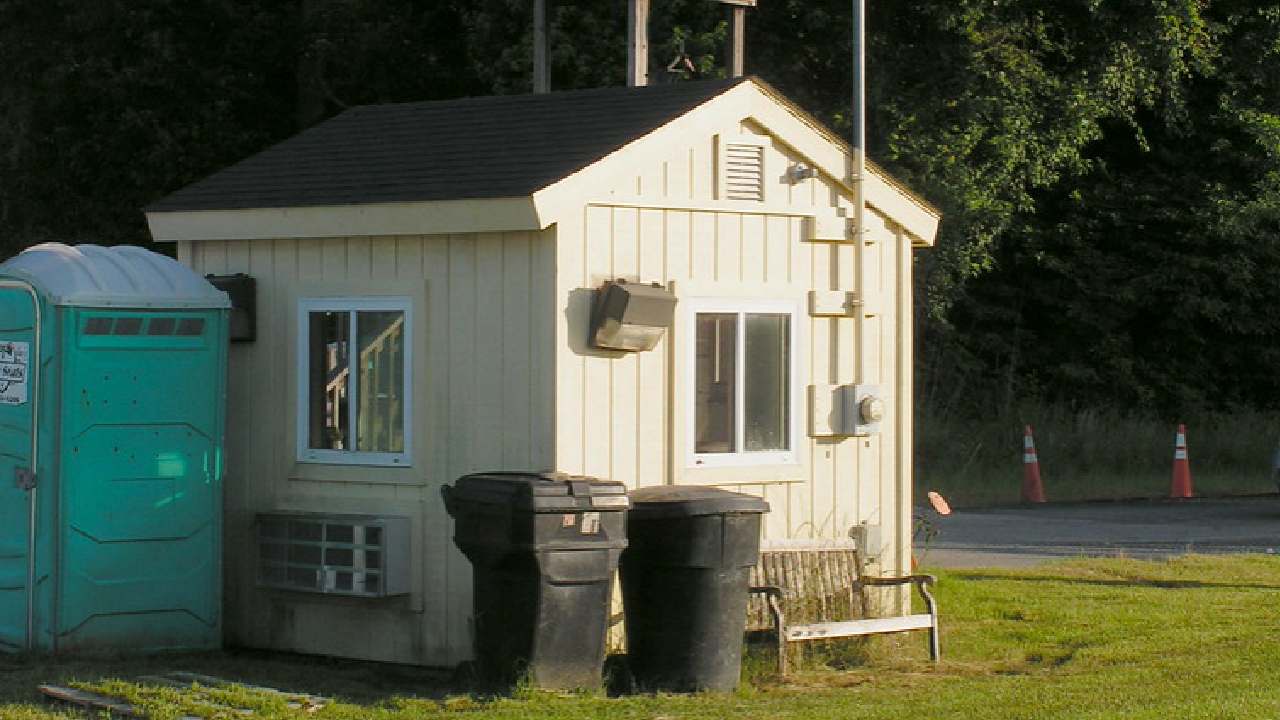 Tiny house
